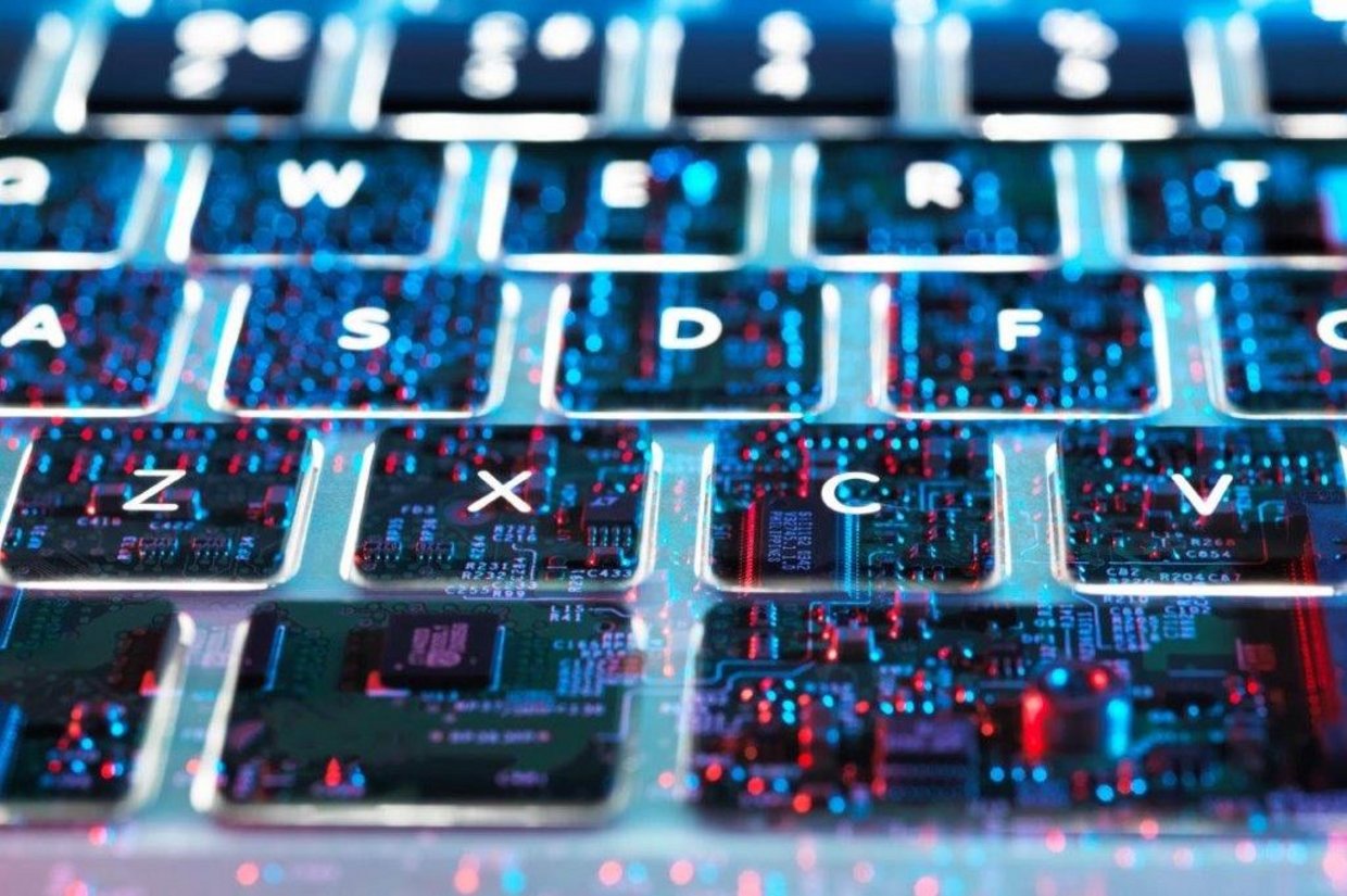 (c) picture alliance Westend61 Andrew Brookes124376769 2023-04-19_Titelbild_RR_Cybercrime_Hansel_Silomon__c__picture_alliance__Westend61__Andrew_Brookes124376769