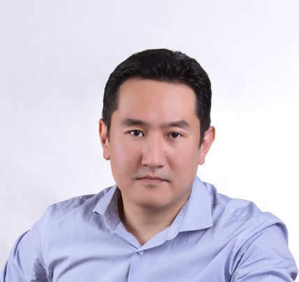 Dr. Azamat Temirkulov (c) private 2021-01-07_Dr