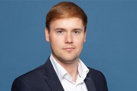 Dr. Alexander Graef Dr. Alexander Graef